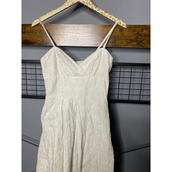 Lilly Pulitzer White Eyelet Dress | Size 2 - Picture 2 of 5